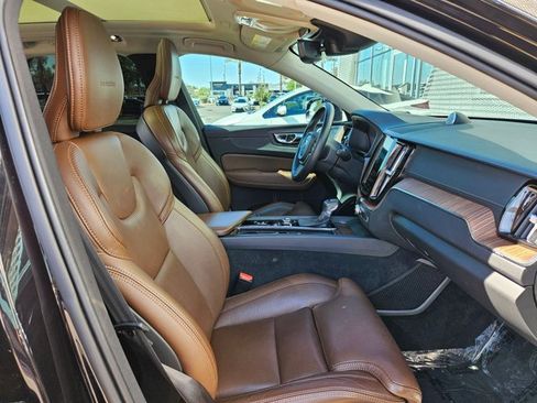 Used 2019 Volvo XC60 T6 Inscription w/ Protection Package Premier AWD/4WD image 29