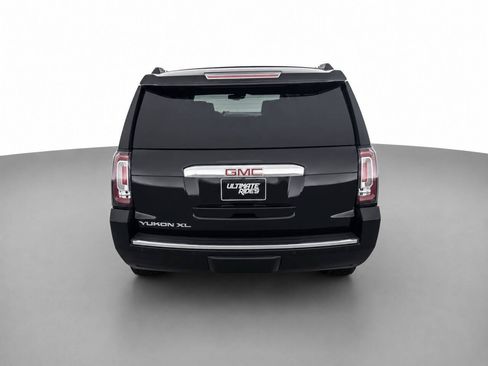 Used 2017 GMC Yukon XL Denali w/ Open Road Package AWD/4WD image 6
