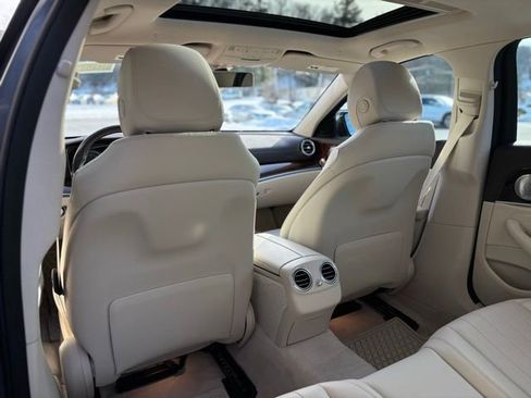 Certified 2019 Mercedes-Benz E 450 E 450 image 23
