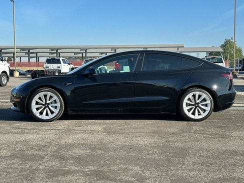 Used 2022 Tesla Model 3 Base image 7