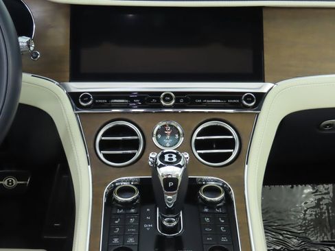 Certified 2022 Bentley Continental GT image 22