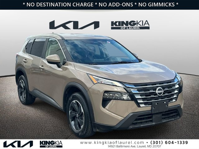 Used 2025 Nissan Rogue SV AWD/4WD image 1