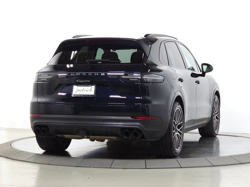Used 2023 Porsche Cayenne Platinum Edition AWD/4WD image 7