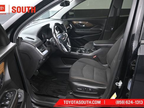 Used 2020 GMC Terrain SLE w/ Driver Convenience Package AWD/4WD image 9