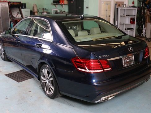 Used 2016 Mercedes-Benz E 350 Sedan image 26