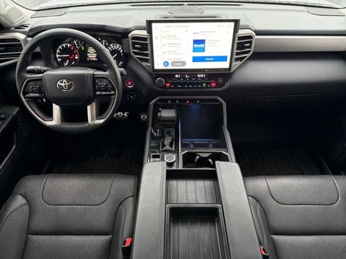 Used 2022 Toyota Tundra Limited image 3