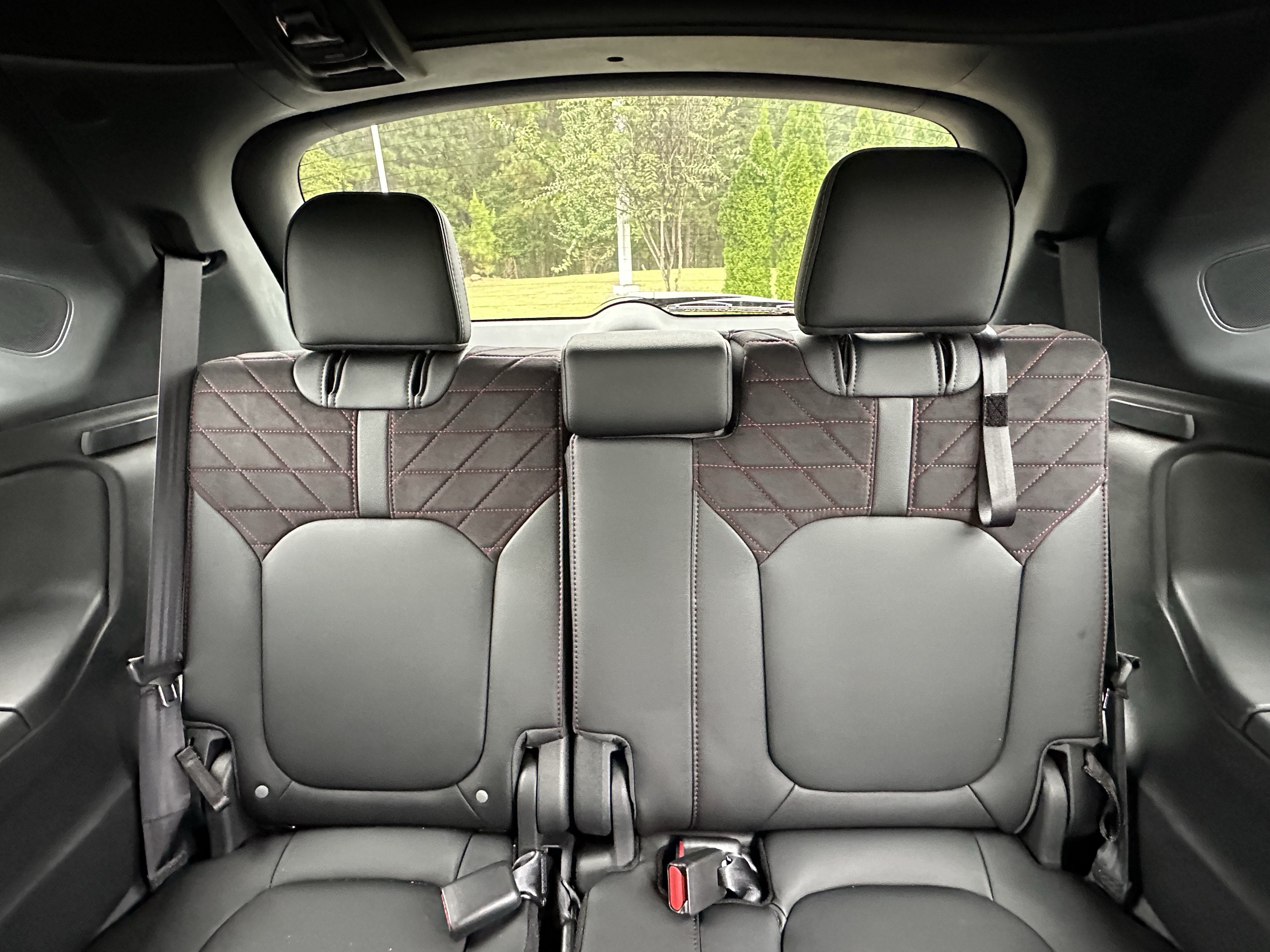 Used 2026 Honda Pilot Black Edition image 11