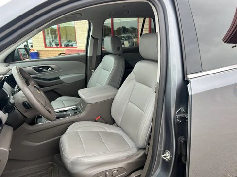 Used 2021 Chevrolet Traverse LT w/ LPO, Floor Liner Package AWD/4WD image 10