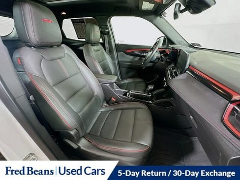Used 2024 Chevrolet TrailBlazer RS w/ Convenience Package AWD/4WD image 34