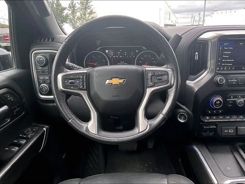 Used 2021 Chevrolet Silverado 2500 LTZ w/ LTZ Premium Package AWD/4WD image 5
