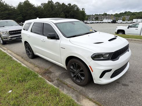 Used 2022 Dodge Durango R/T w/ Blacktop Package AWD/4WD image 2