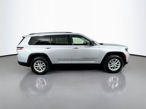 Used 2021 Jeep Grand Cherokee L Laredo w/ Luxury Tech Group I AWD/4WD image 6