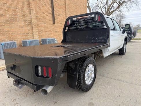 Used 2023 Chevrolet Silverado 2500 LT AWD/4WD image 4