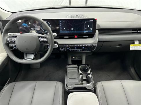 New 2026 Hyundai Ioniq 5 SEL image 23