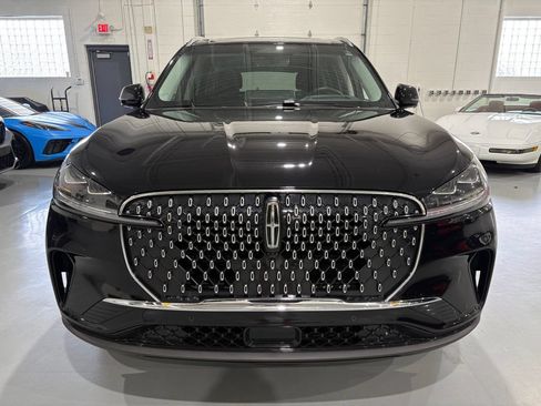 Used 2025 Lincoln Aviator Reserve w/ Illumination Package AWD/4WD image 2