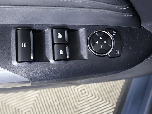 Used 2025 Ford Mustang Premium image 36