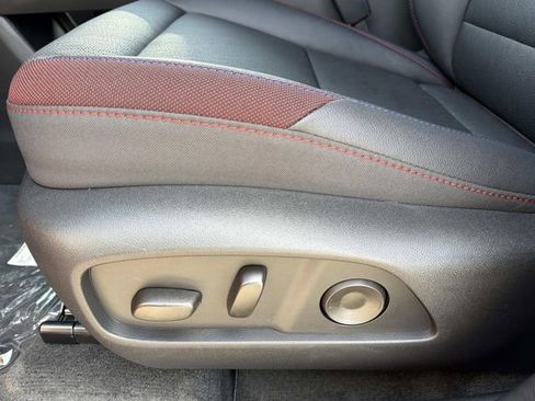 New 2026 Chevrolet Equinox RS image 22