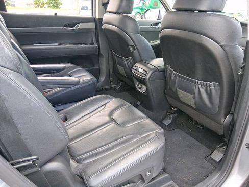 Used 2020 Hyundai Palisade SEL w/ Premium Package FWD image 19