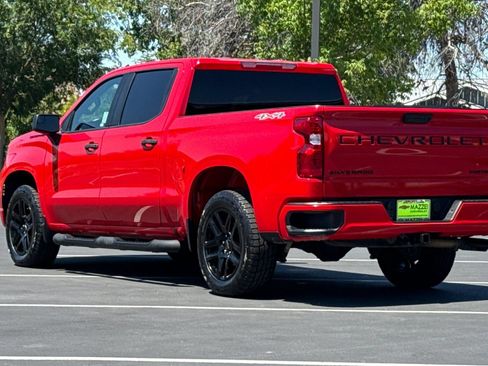 Used 2022 Chevrolet Silverado 1500 Custom w/ LPO, Dark Essentials Package AWD/4WD image 3