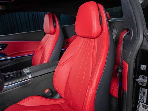 New 2026 Mercedes-Benz CLE 300 4MATIC Coupe image 11