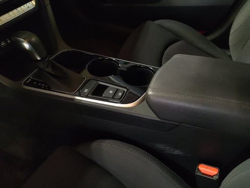 Used 2018 Hyundai Sonata SEL w/ Tech Package 02 FWD image 26