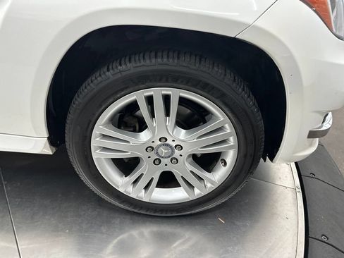 Used 2015 Mercedes-Benz GLK 350 2WD image 9