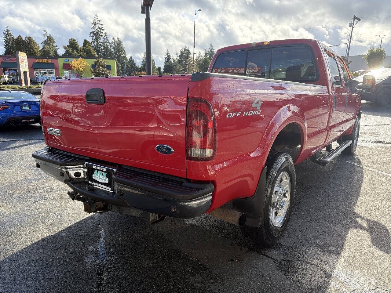 Used 2005 Ford F350 Lariat AWD/4WD image 6