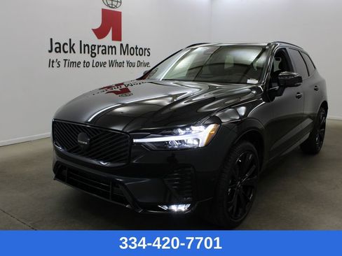 New 2026 Volvo XC60 B5 Ultra w/ Climate Package AWD/4WD image 1