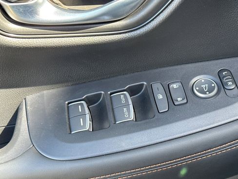 Certified 2026 Honda HR-V Sport image 13