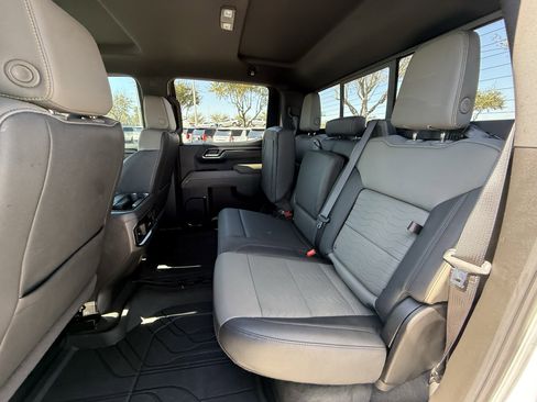 Used 2024 Chevrolet Silverado 1500 ZR2 w/ Technology Package image 29