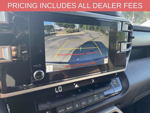 Used 2025 Toyota Tundra SR5 w/ SR5 Convenience Package AWD/4WD image 32