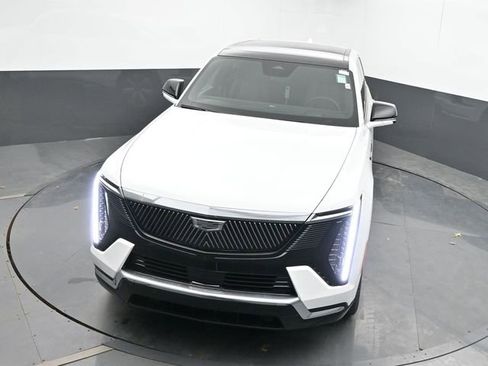 New 2025 Cadillac Escalade IQ Luxury 1 image 35
