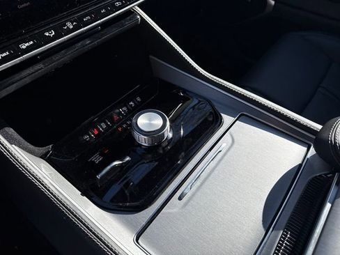 New 2026 Jeep Grand Wagoneer L 4WD image 27