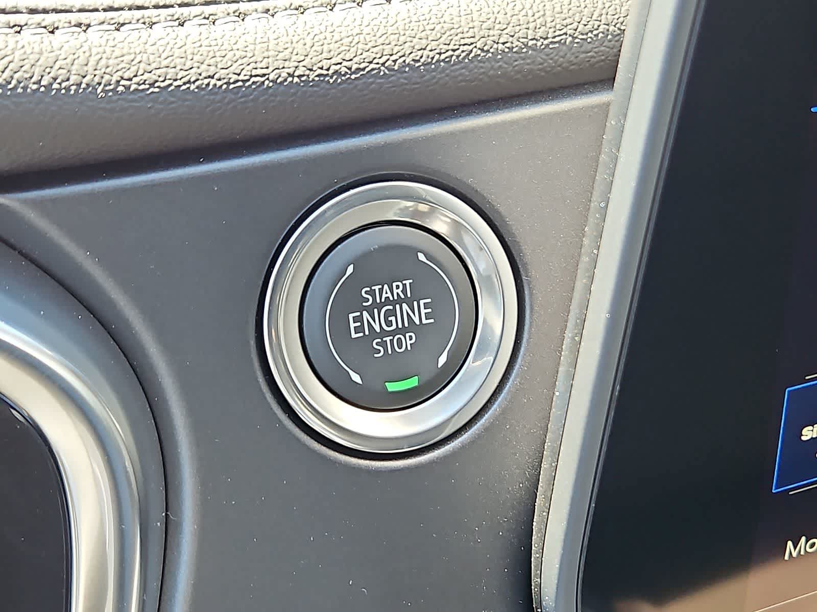 New 2026 Chevrolet Blazer LT w/ Convenience Package FWD image 17