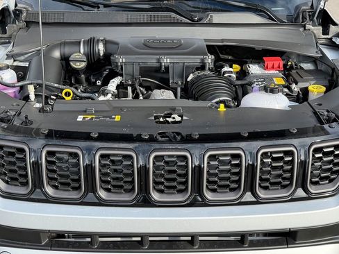 New 2026 Jeep Compass Latitude AWD/4WD image 20