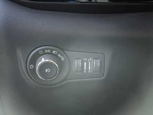 New 2026 Jeep Compass Latitude AWD/4WD image 44