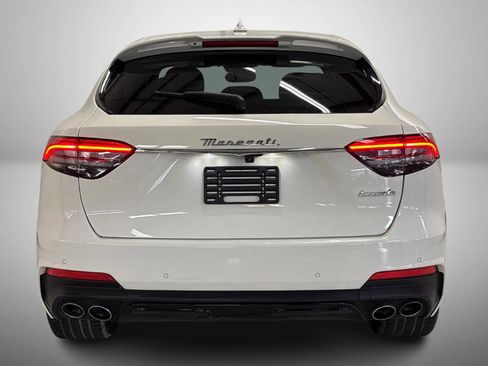 Used 2022 Maserati Levante Modena image 3