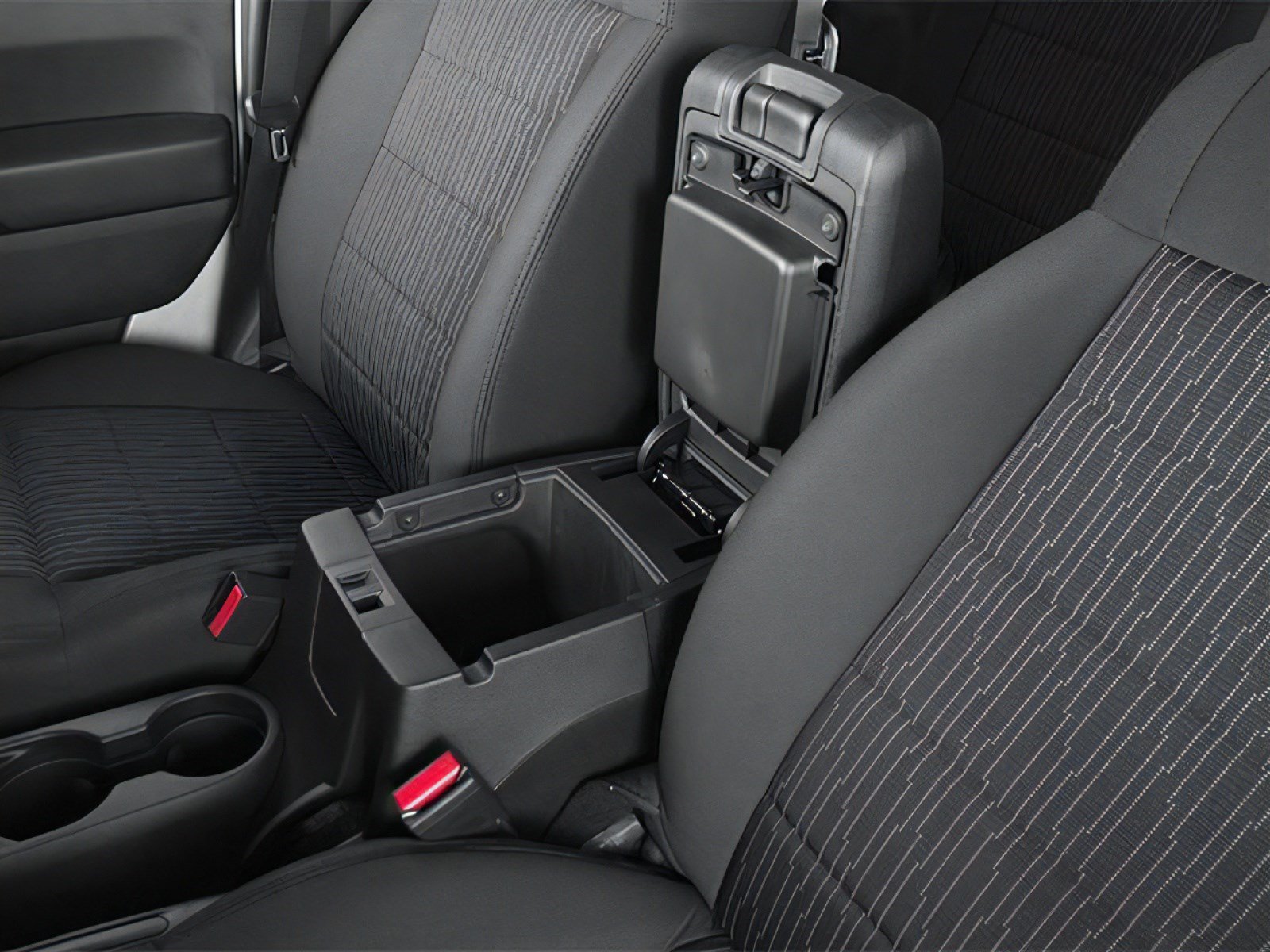 Used 2014 Jeep Wrangler Unlimited Rubicon w/ Connectivity Group AWD/4WD image 9