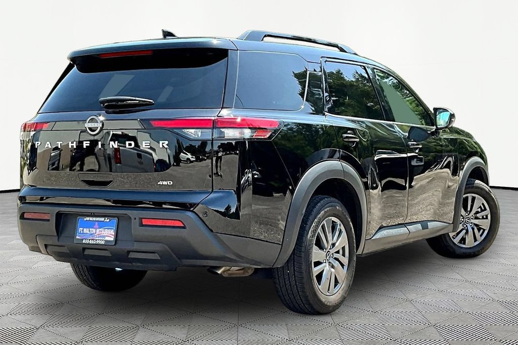 Used 2025 Nissan Pathfinder SV AWD/4WD image 7