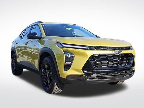 Used 2025 Chevrolet Trax ACTIV image 1