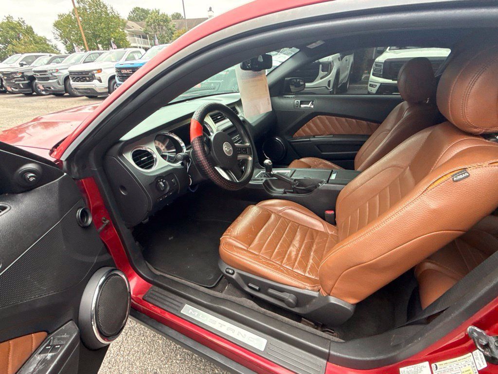 Used 2012 Ford Mustang Premium RWD image 12
