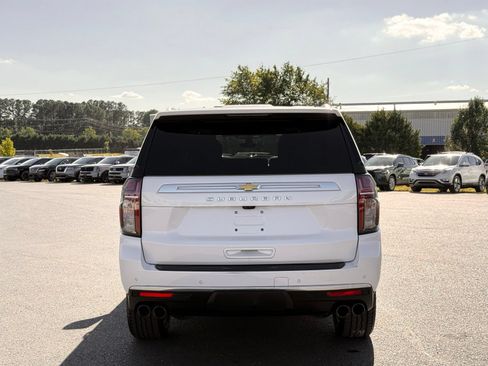 Used 2021 Chevrolet Suburban High Country AWD/4WD image 12