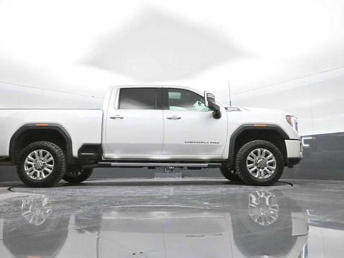 Used 2022 GMC Sierra 2500 Denali w/ Denali Ultimate Package image 25