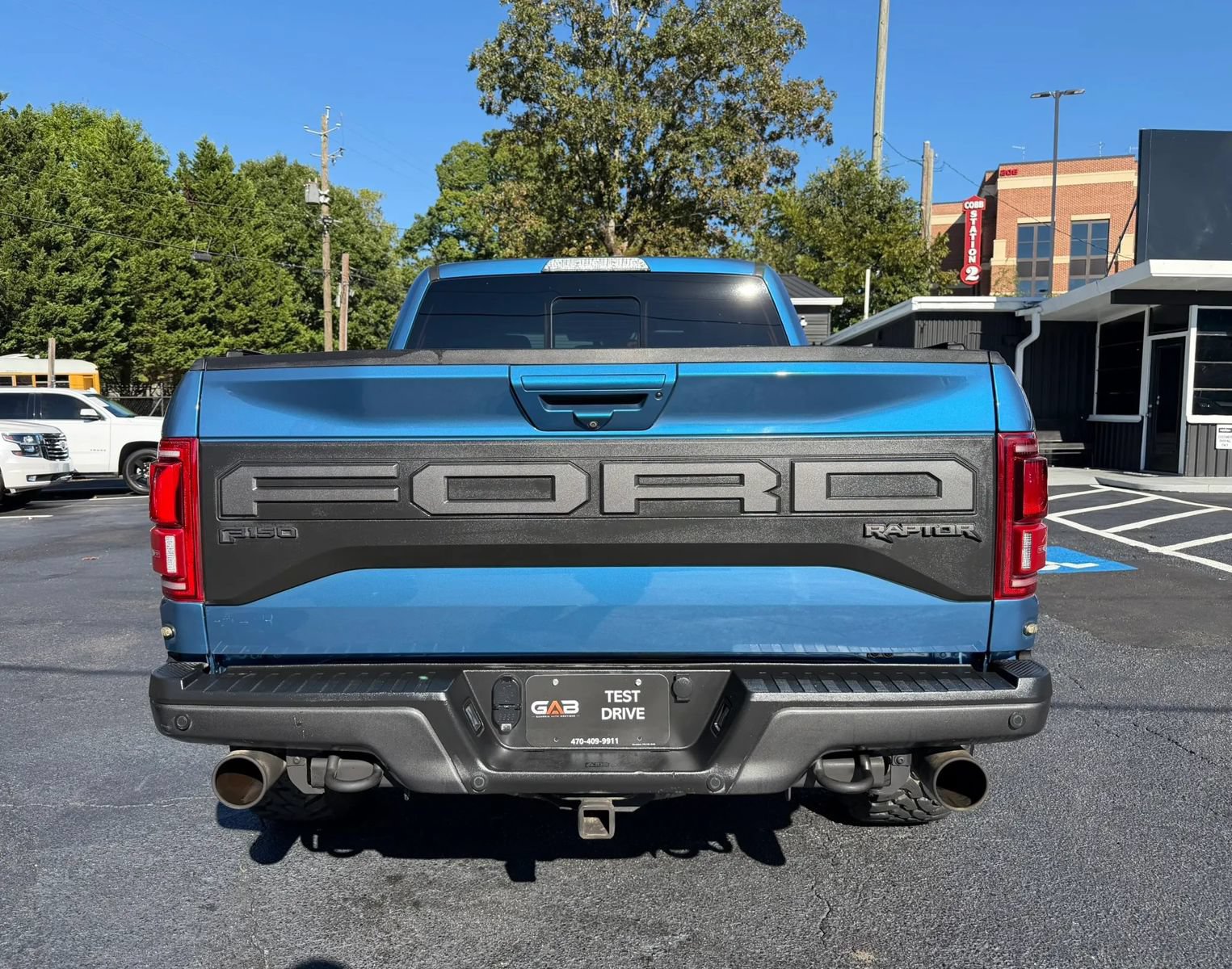 Used 2019 Ford F150 Raptor w/ Equipment Group 802A Luxury AWD/4WD image 10