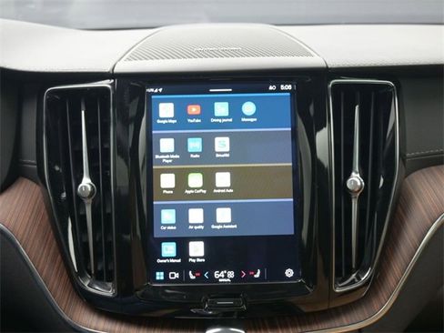 Used 2023 Volvo XC60 B5 Ultimate w/ Protection Package Premier image 20