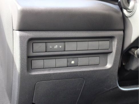 Used 2022 Mitsubishi Outlander ES AWD/4WD image 12