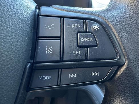 Certified 2023 Toyota Sienna LE image 30