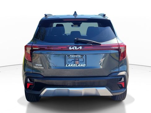 Used 2025 Kia Seltos S FWD image 6