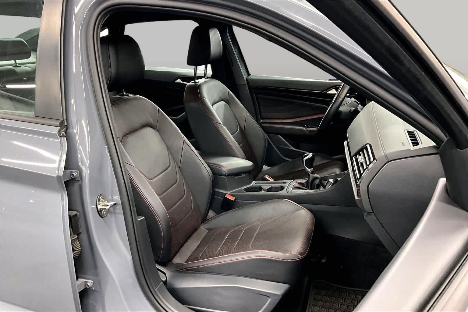 Used 2023 Volkswagen Jetta GLI Autobahn FWD image 8