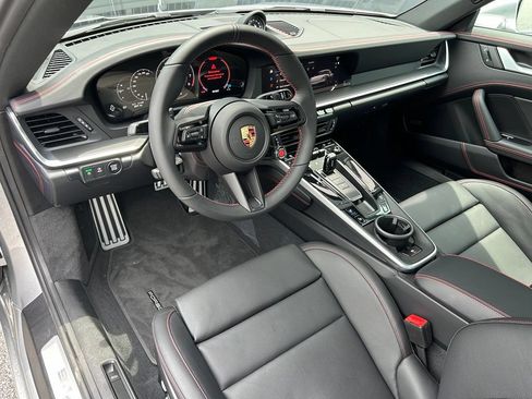 Certified 2026 Porsche 911 Carrera S RWD image 21